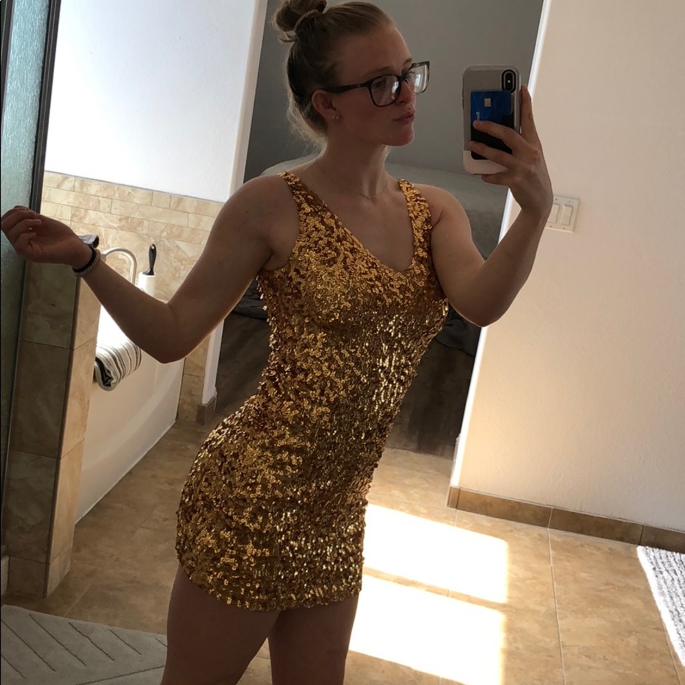 Sparkling gold party dress